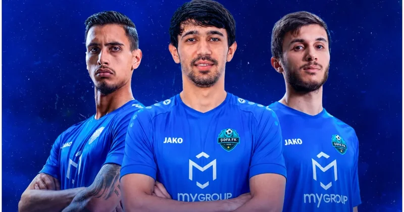 Şəfa daha üç futbolçu ilə yollarını ayırdığını açıqlayıb