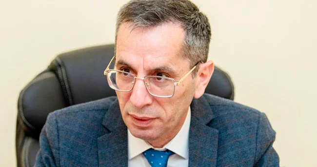 Qulu Ağsəs gələcəkdən xatirələr danışır...