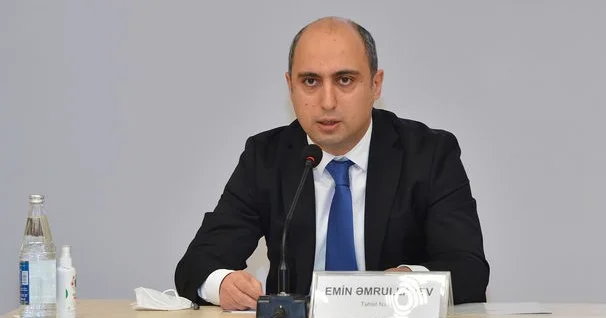 Nazir: “Azərbaycanda dərsliklər əhəmiyyətini tamamilə itirəcək”