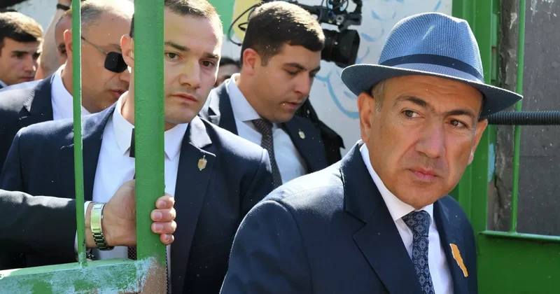 Paşinyan öz hakimiyyətini qorumaq üçün prosesi bura qədər yaxşıca oynadı TƏHLİL