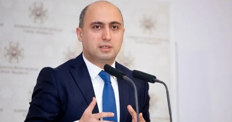 Emin Əmrullayev süni intellektin təhsilə təsirindən DANIŞDI