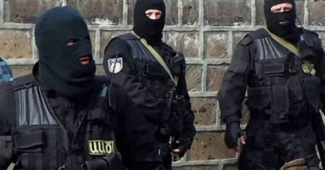 Обыски и задержания: в Армении проводится спецоперация против членов партии Дашнакцутюн