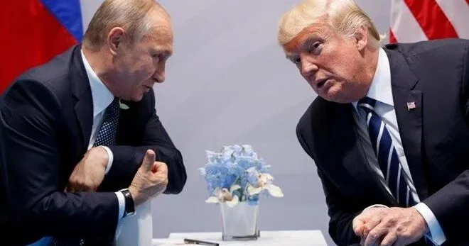 Putin Tramp münasibətlərində gərginlik: “Sələfinə bənzəməyə başlayıb”