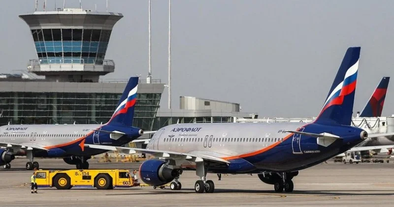 Aeroflot Tehrana bütün reyslərini ləğv edib
