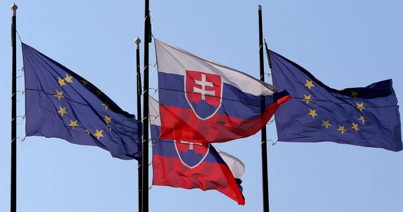 Slovakiya yenidən Aİ nin Rusiyaya qarşı sanksiyalarının qarşısını alıb