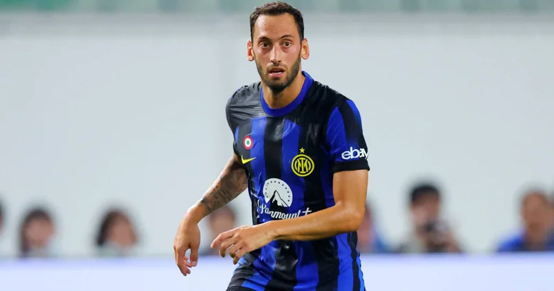 İnter Çalhanoğlunun qarşısına şərt qoydu