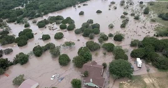 Texas daşqını və Ağ Evin fəlakəti BAXIŞ BUCAĞI