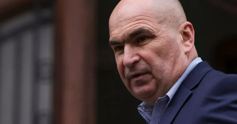 Премьер Румынии призвал ограничить зарубежные поездки чиновников