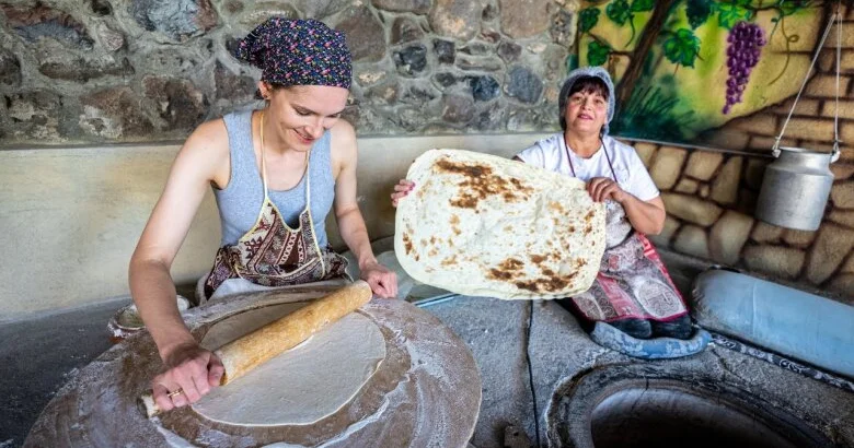 Bir çörəyin taleyi UNESCO nun qapısındakı erməni yalanı