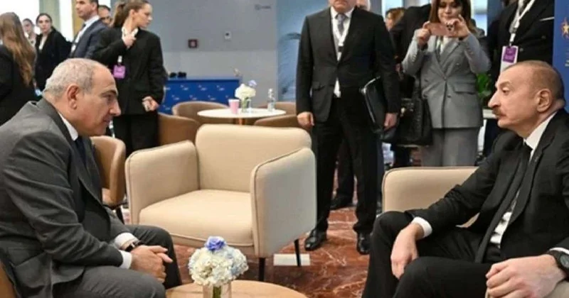 Liderlərin görüşündə fasilə elan edildi