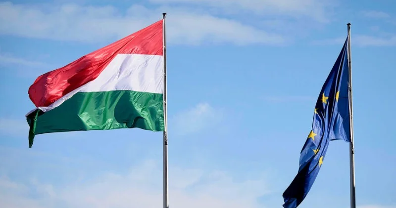 Ukrayna səfiri Macarıstan XİN ə çağırıldı