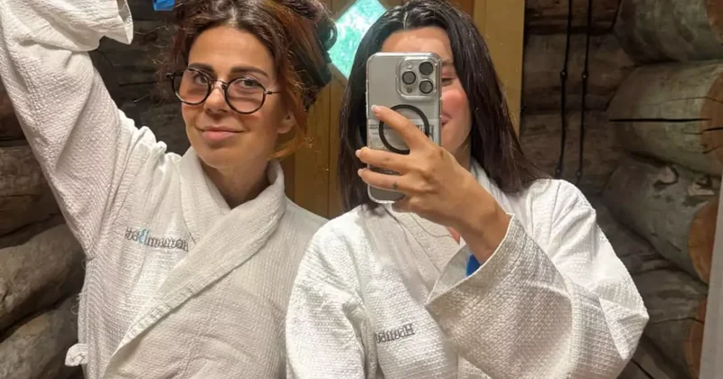 Nəsrinin anası ilə hamam keyfi