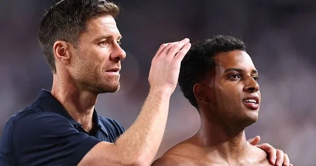 Xabi Alonso Rodriqo barədə: “Onun gələcəyi ilə bağlı hələ qərar verməmişik”