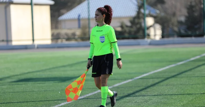 Azərbaycan futbolunda bir ilk: O, hakimlik edəcək