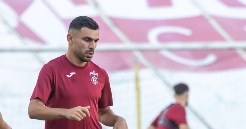 Azərbaycanlı futbolçunun komandası ilk oyunda uduzdu