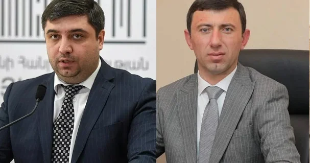 İki deputat mandatdan könüllü imtina etdi