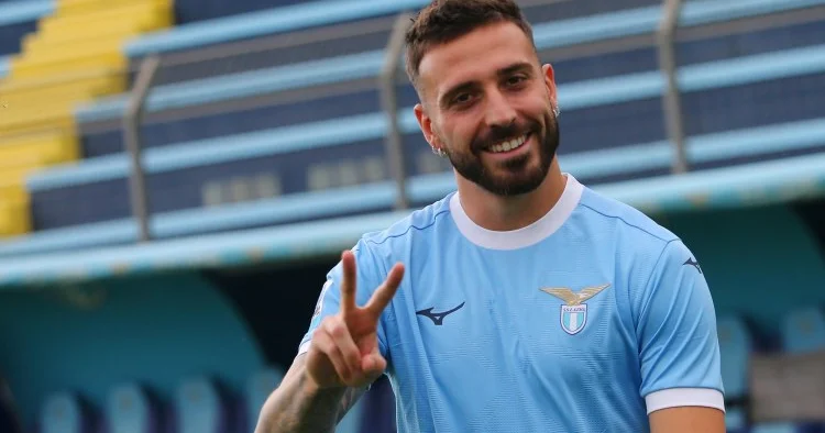 Milan 24 yaşlı Real ın yetirməsi olan müdafiəçini transfer etdi RƏSMİ