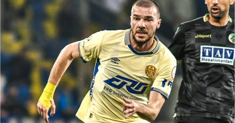 Partizan ın müdafiəçisi Qarabağ a keçir Ağdam klubu növbəti transferə hazırlaşır