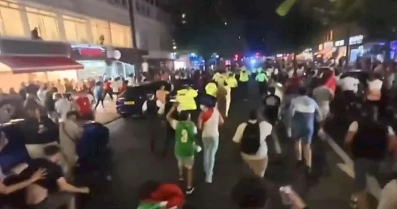 Mərakeşlilər Fransa məğlubiyyətindən sonra Londonu “dağıdıblar” Video