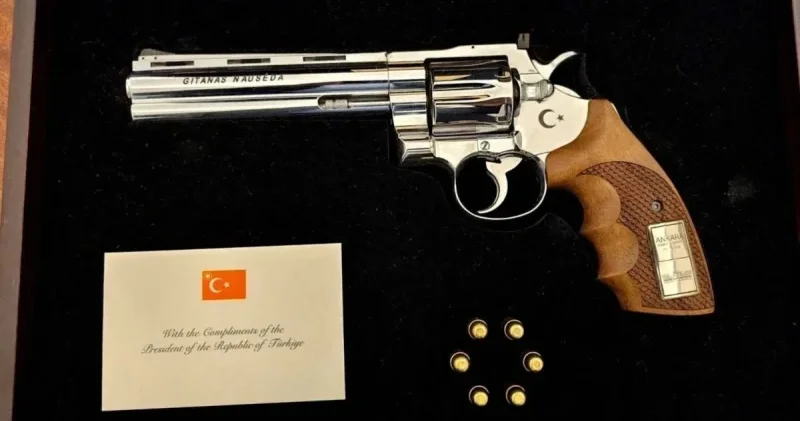 “Bəzi hökumət başçıları üçün bu hədiyyəni öz ölkəsinə aparmaq problemə çevrildi”