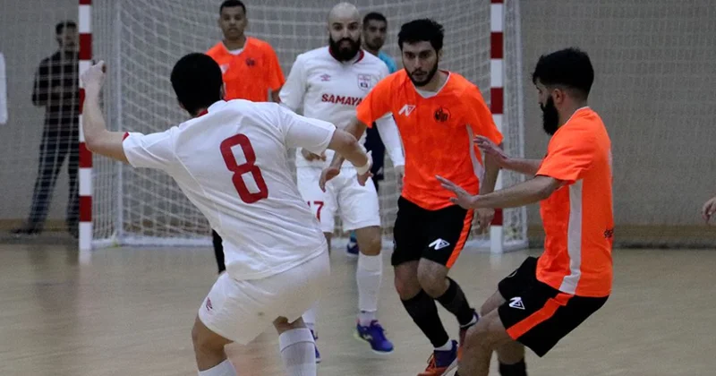 Son çempion məğlubiyyətlə başladı