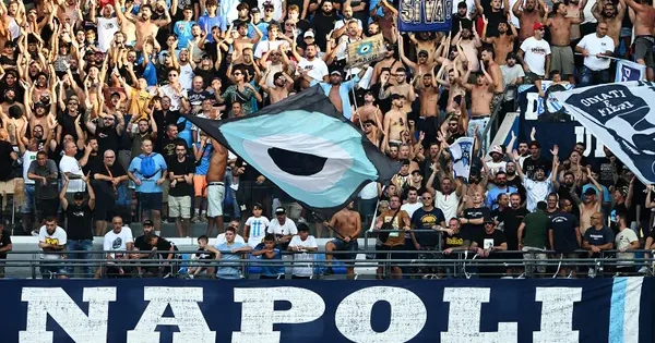 İspaniya və Braziliya klubları istədi, Napoli ilə müqavilə bağladı