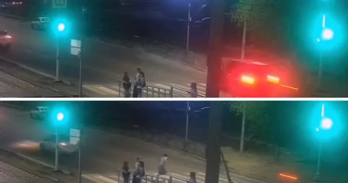 Svetofora məhəl qoymayan qadını maşın vurub öldürdü VİDEO