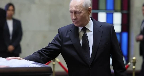 Putin son şansı əldən verməməyə tələsir
