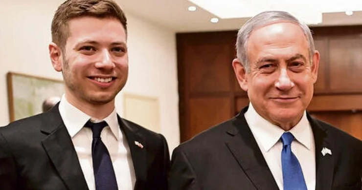 Benyamin Netanyahunun oğlu atasının soyadından imtina etdi
