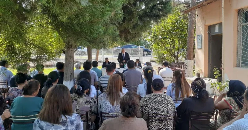 Ağdaşda partiya fəalları ilə görüş keçirilib
