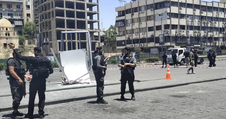 В Сирии задержаны боевики, организовавшие взрывы во время визита Макрона