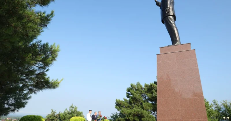 Baş prokuror Balakəndə vətəndaşların müraciətlərini dinləyib
