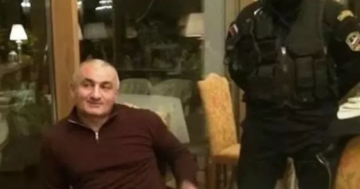 Azərbaycanlı qanuni oğru Vaqif Süleymanovla bağlı YENİ İDDİA