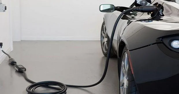 Elektromobillərə maraq niyə azalıb?