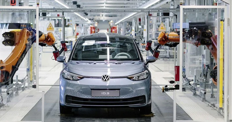 Radikal addım: Volkswagen model sırasını iki dəfə azalda bilər