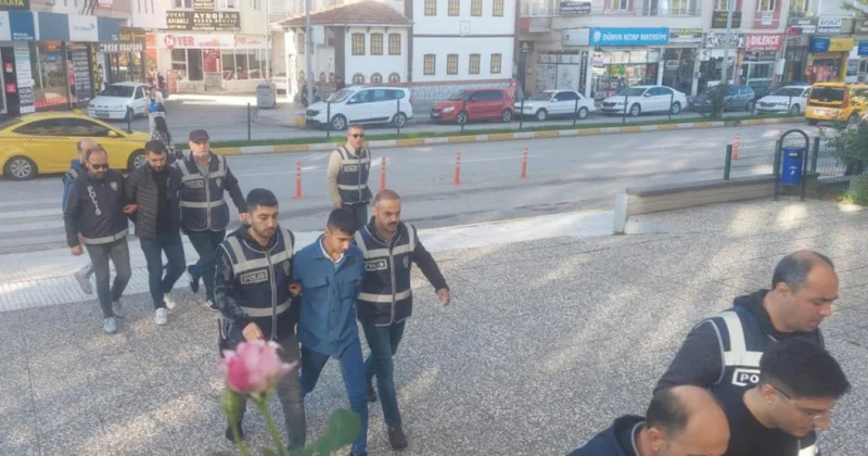 Ankarada narkotik əməliyyatı: 63 nəfər saxlanıldı