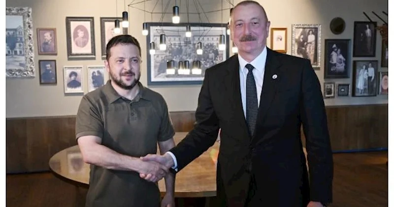 Zelenski İlham Əliyev ilə Rusiyanın SOCAR a məxsus neft anbarını vurmasını müzakirə ediblər