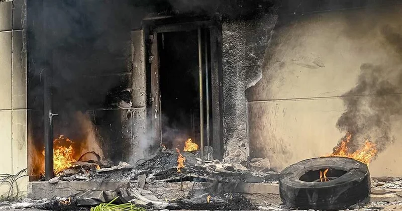 Пожары в Конго привели к разрушению шести школ погибли более 10 человек