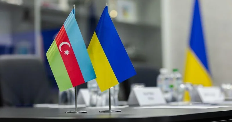 Azərbaycan və Ukrayna SOCAR ın neft anbarına olunan hücumları pisləyiblər