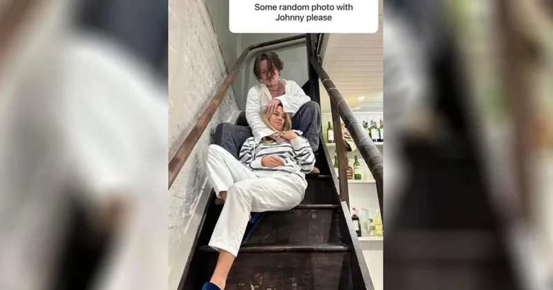 Экс возлюбленная Джонни Деппа показала совместное фото с актером