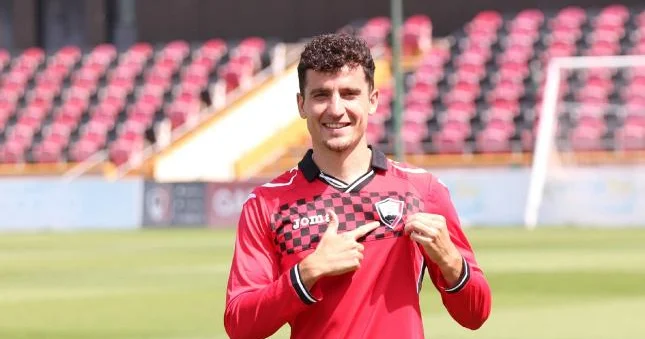 Qəbələ Real ın akademiyasında çıxış etmiş oyunçunu aldı Rəsmi