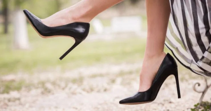 Stiletto geyinirsiniz? Hansı ölçü və forma idealdır