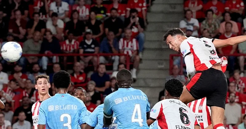 Niderland çempionu yeni mövsümə 6:1 hesablı qələbə ilə başlayıb