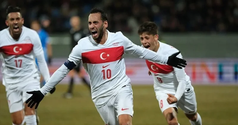 Fənərbağça ilə Qalatasaray arasında qalan Hakan Çalhanoğlu qərarını verdi