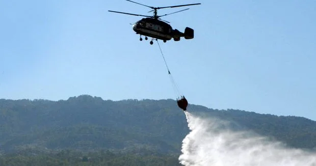 Bu rayonda güclü yanğın başladı, helikopterlər cəlb olundu
