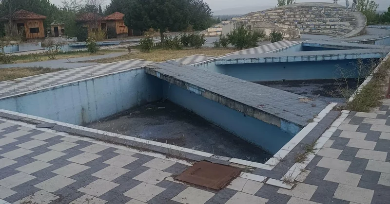 Prezidentin açılış etdiyi park niyə bu vəziyyətə düşüb? FOTOLAR