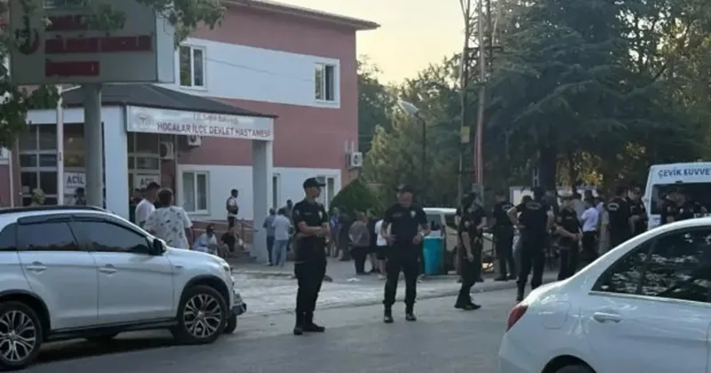 Ata oğlu ilə mübahisə edən iki nəfəri güllələdi