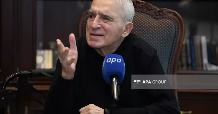 Çingiz Əlioğlu kimdir? Bir gecədə 20 şeir yazan İlyas Əfəndiyevin bacısı oğlu