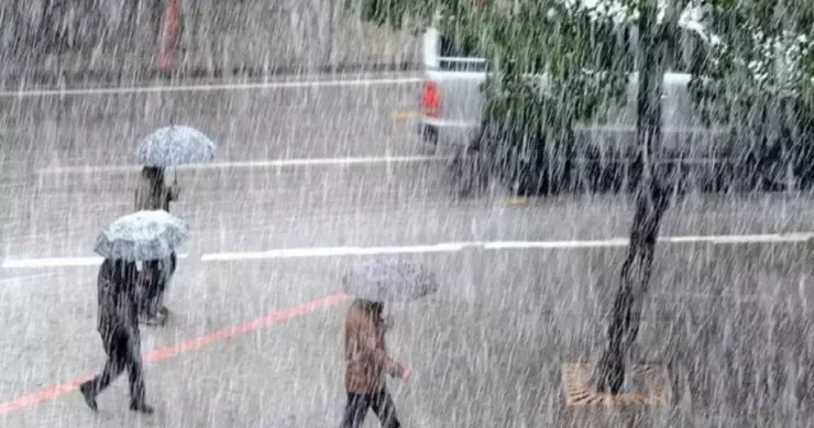 Hava kəskin dəyişir Ayın 14 dək intensiv leysan yağacaq XƏBƏRDARLIQ