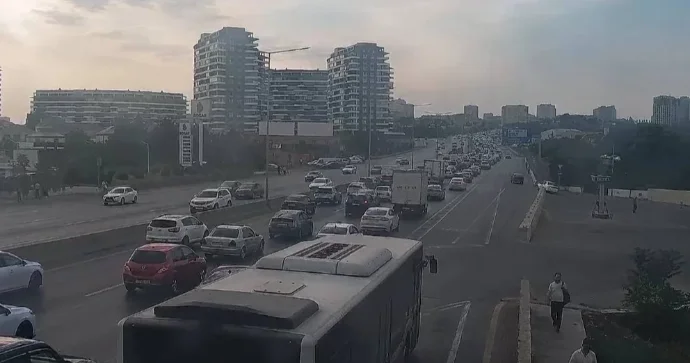 Paytaxtın bu küçələrində SIXLIQ VAR FOTO